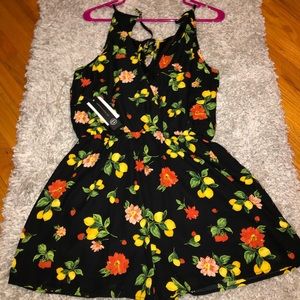 floral romper size medium